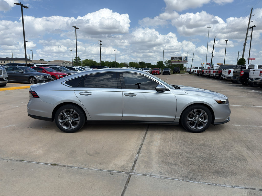 Used 2024 Honda Accord EX image 4
