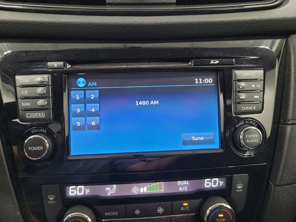 Used 2017 Nissan Rogue SV w/ Sun & Sound Touring Package AWD/4WD image 25
