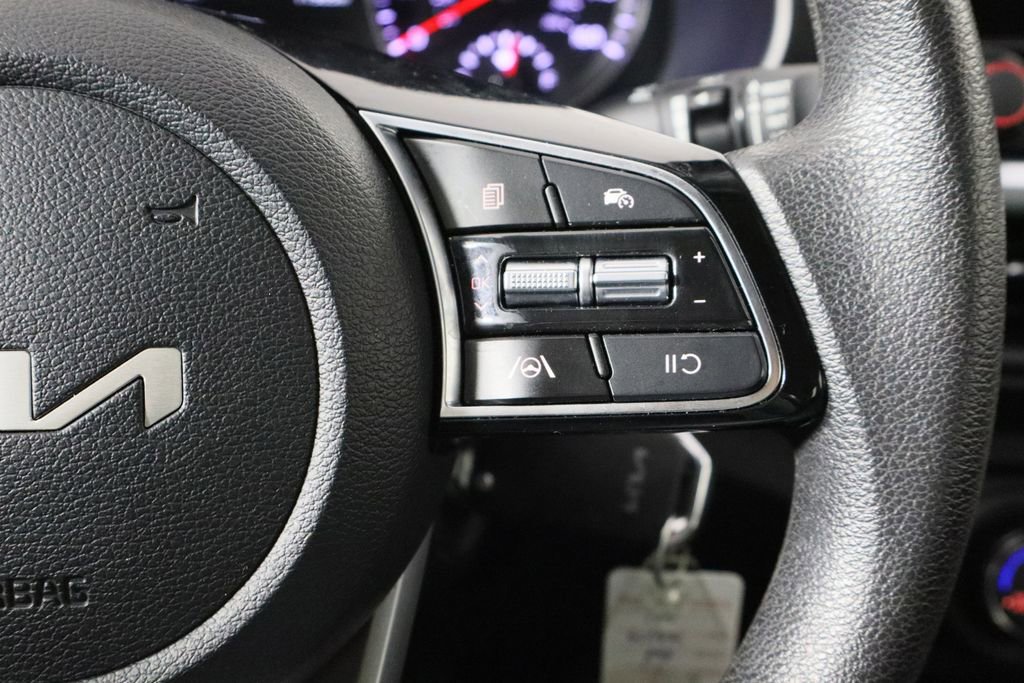 Used 2024 Kia Forte LXS image 10