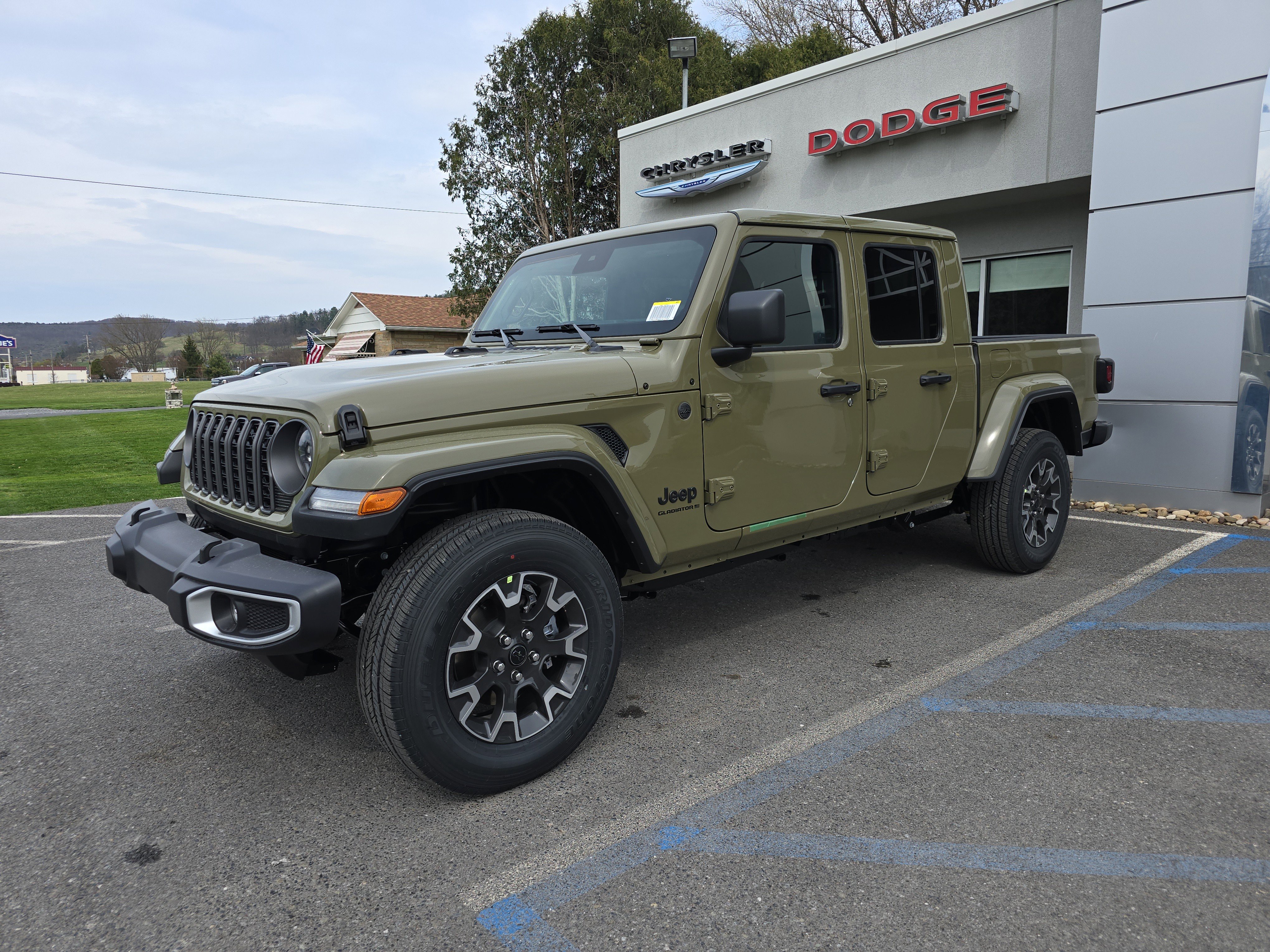 New 2025 Jeep Gladiator Sport w/ Premium Package image 8