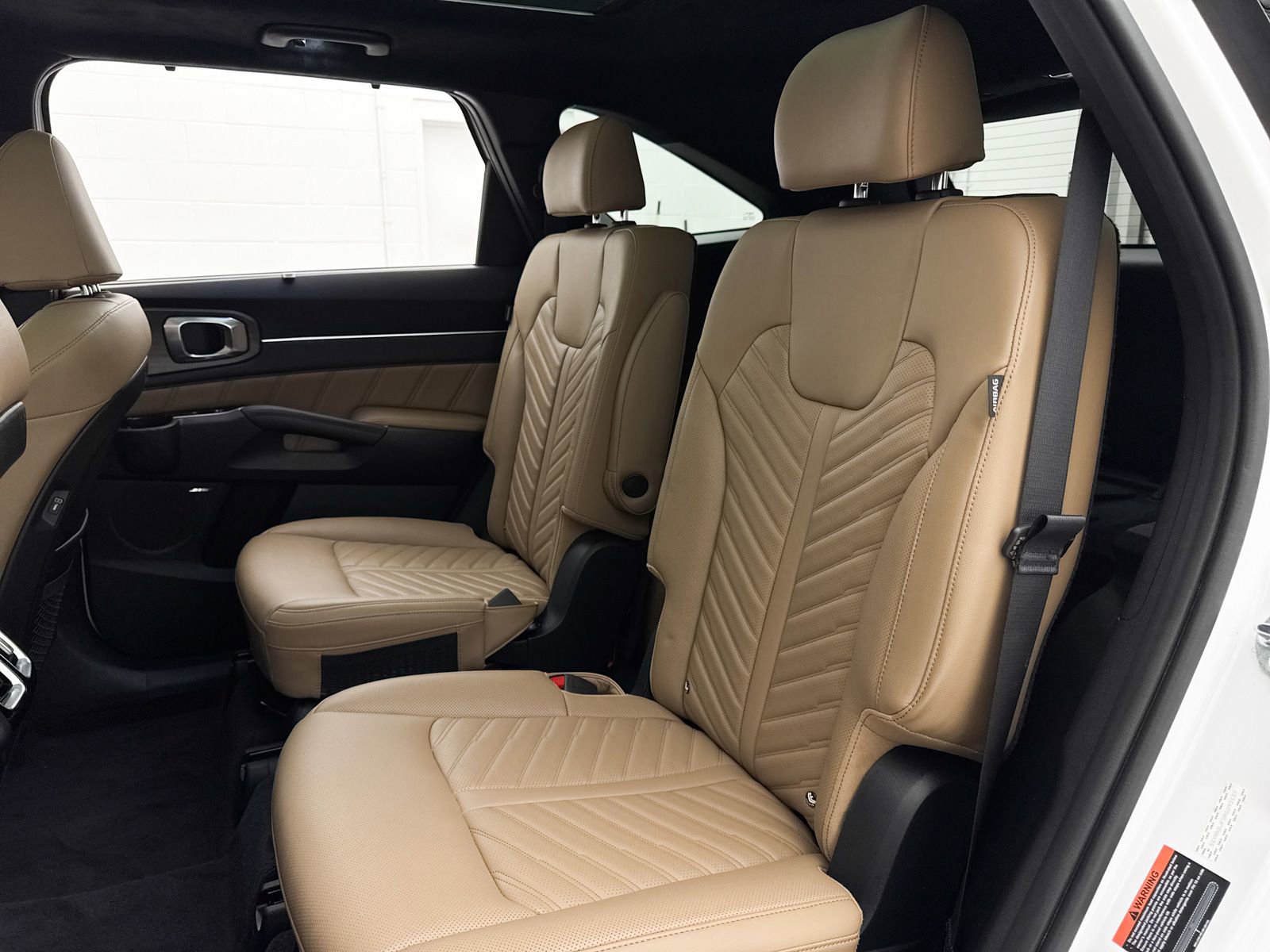 Certified 2024 Kia Sorento SX Prestige w/ Olive Brown Leather Package AWD/4WD image 36