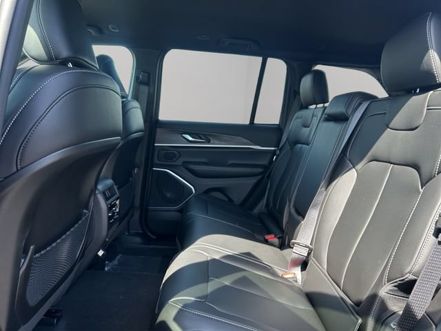 New 2026 Jeep Grand Cherokee Limited AWD/4WD image 13