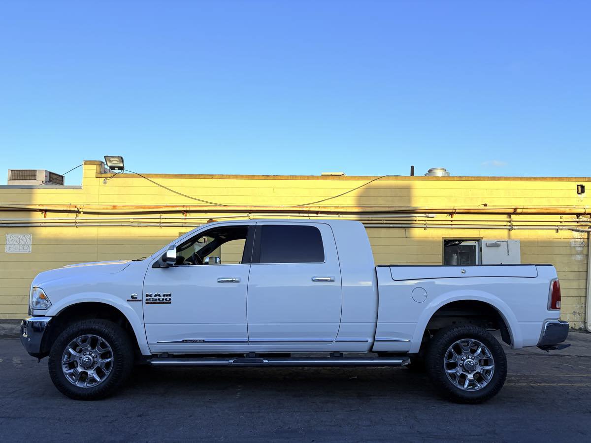Used 2016 RAM 2500 Limited AWD/4WD image 2