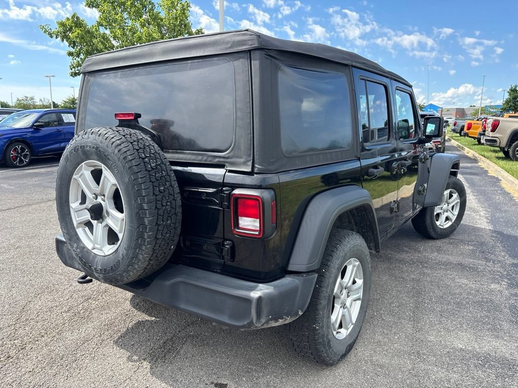 Used 2018 Jeep Wrangler Unlimited Sport S AWD/4WD image 9