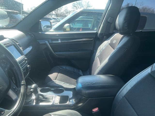 Used 2014 Kia Sorento SX image 7