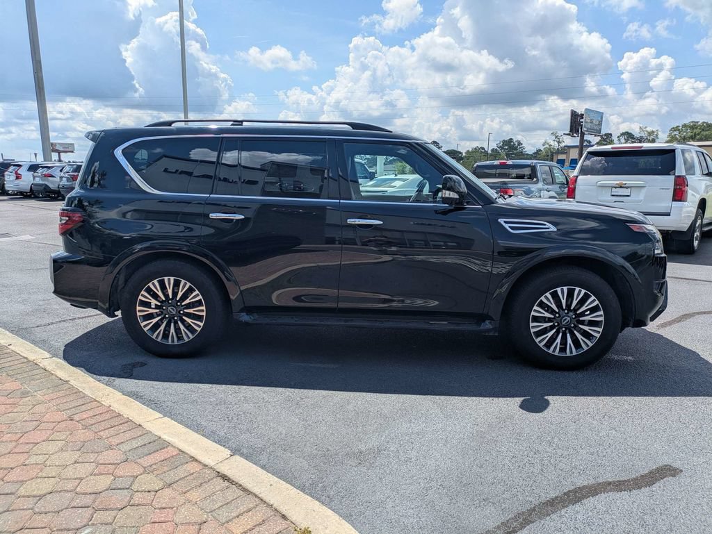 Used 2023 Nissan Armada SL w/ Midnight Edition Package AWD/4WD image 4