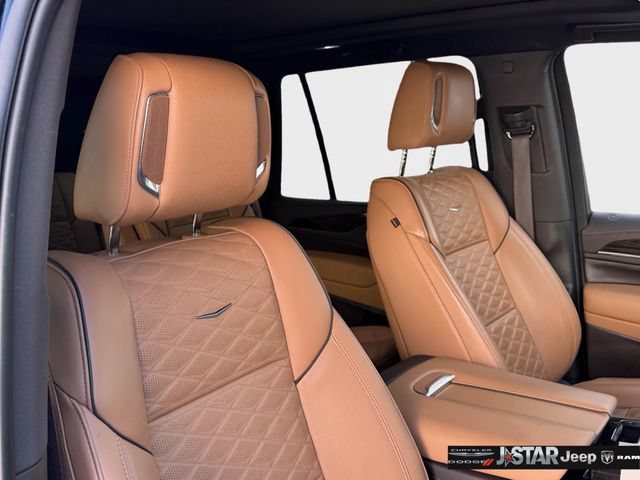Used 2024 Cadillac Escalade Sport w/ Touring Package AWD/4WD image 26
