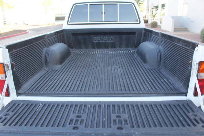 Used 1989 Toyota Pickup SR5 AWD/4WD image 15