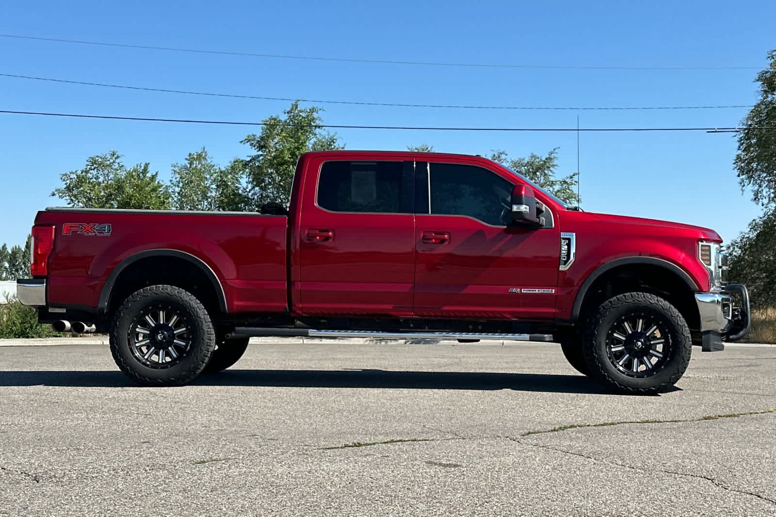 Used 2018 Ford F250 Lariat w/ Lariat Value Package AWD/4WD image 8