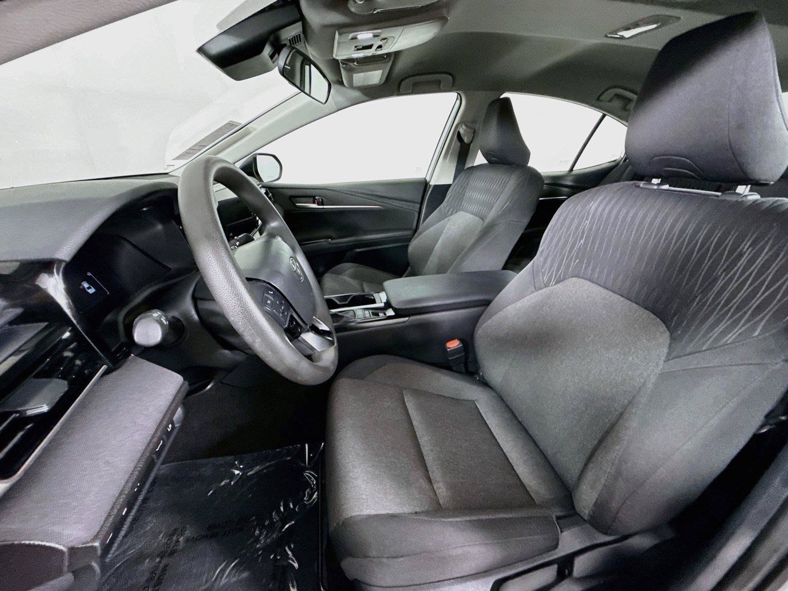 Used 2025 Toyota Camry LE FWD image 3