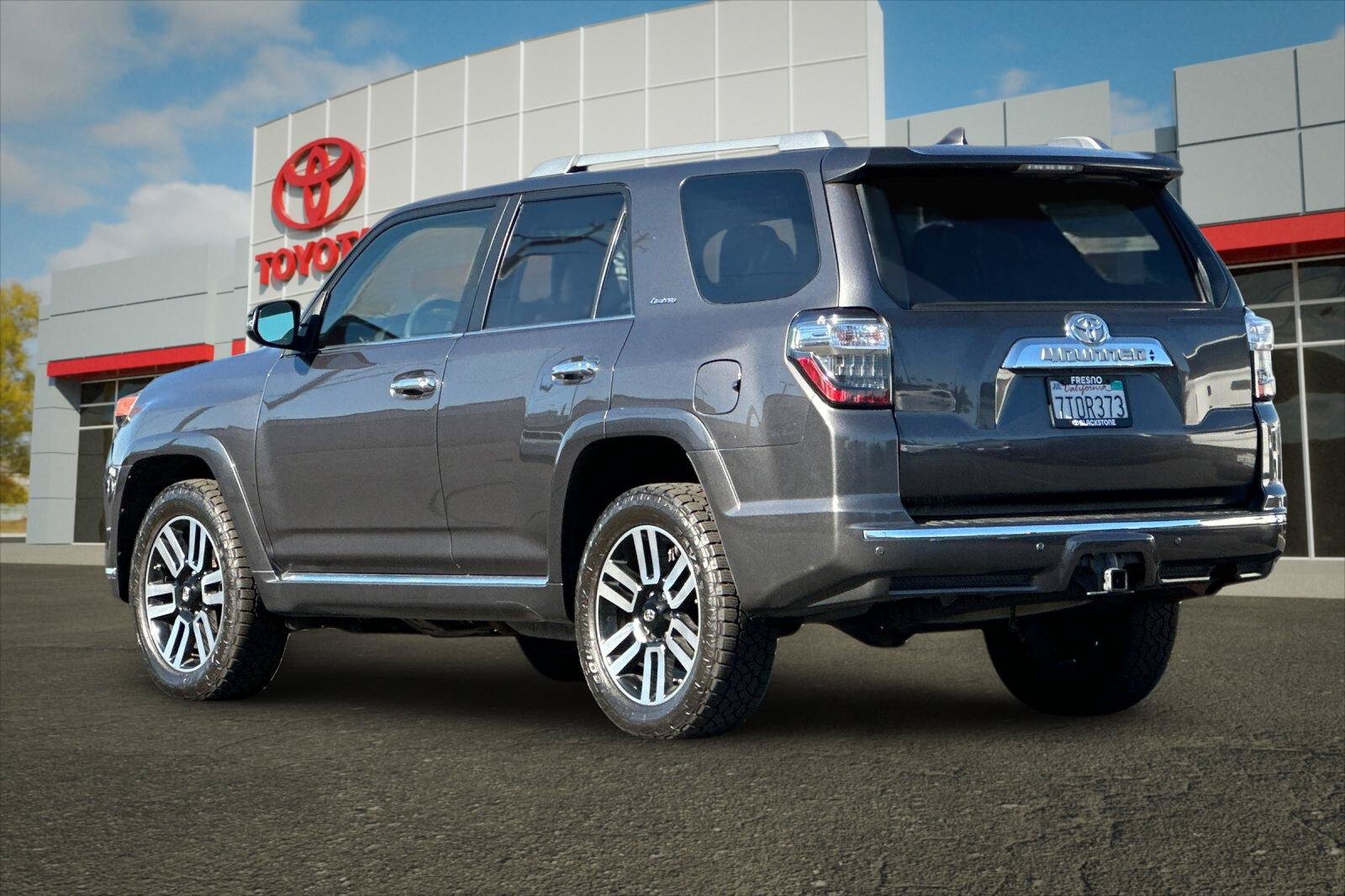Certified 2016 Toyota 4Runner Limited AWD/4WD image 5