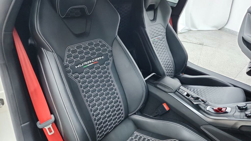 Used 2018 Lamborghini Huracan LP 580-2 image 23