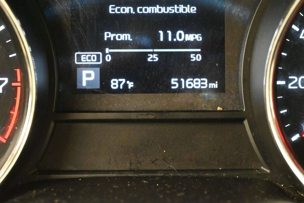 Used 2021 Kia Sedona EX FWD image 28