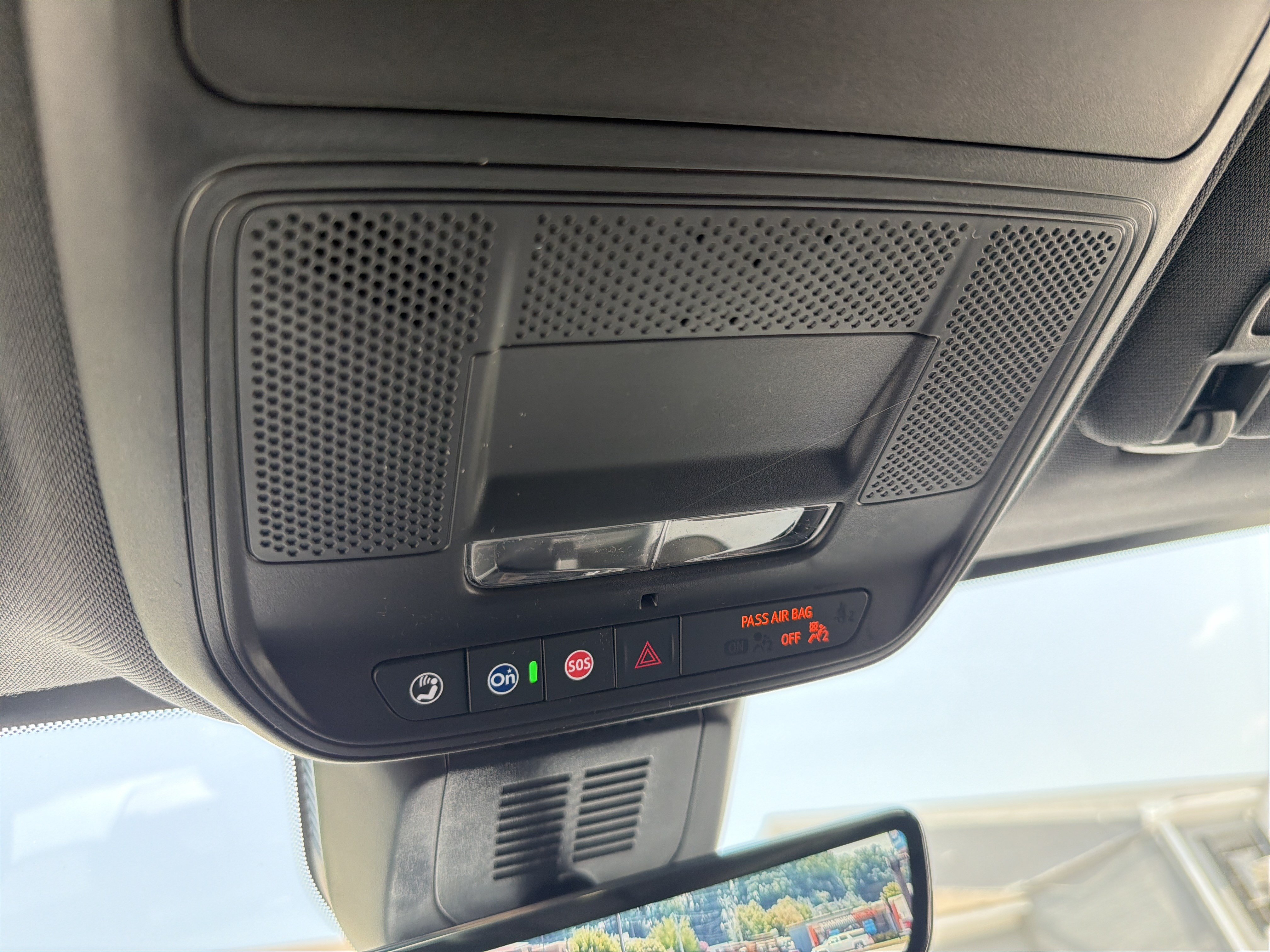 New 2026 GMC Terrain AT4 w/ Technology Package II AWD/4WD image 23