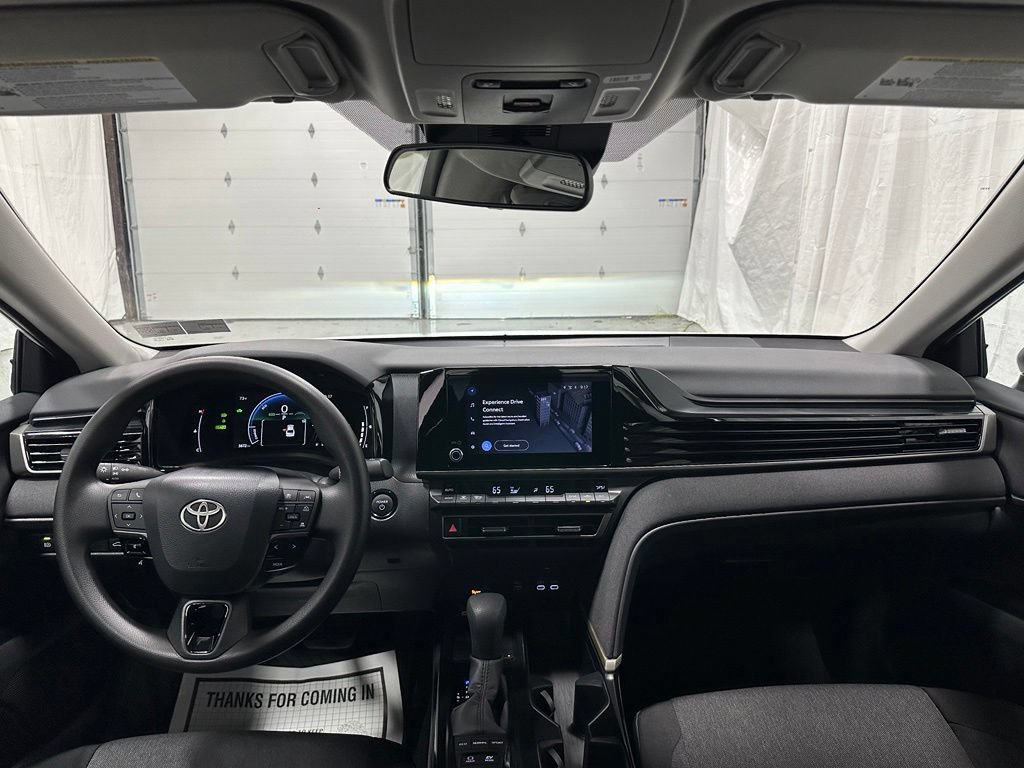 Used 2026 Toyota Camry LE FWD image 41