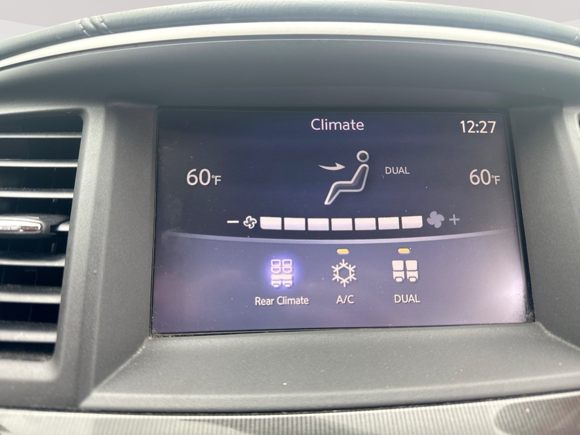 Used 2018 INFINITI QX60 Luxe AWD/4WD image 17
