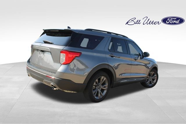 Used 2021 Ford Explorer XLT w/ Equipment Group 202A RWD image 5