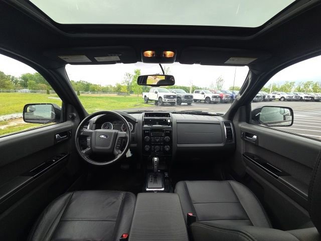 Used 2011 Ford Escape Limited w/ 302A Rapid Spec Order Code FWD image 18