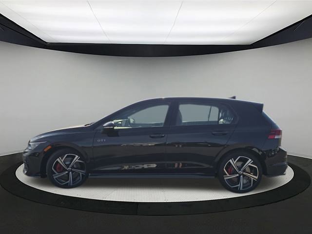 New 2025 Volkswagen GTI SE image 4