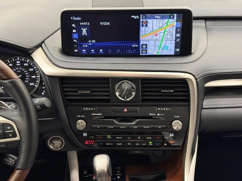 Used 2022 Lexus RX 350L Premium w/ Premium Package image 10