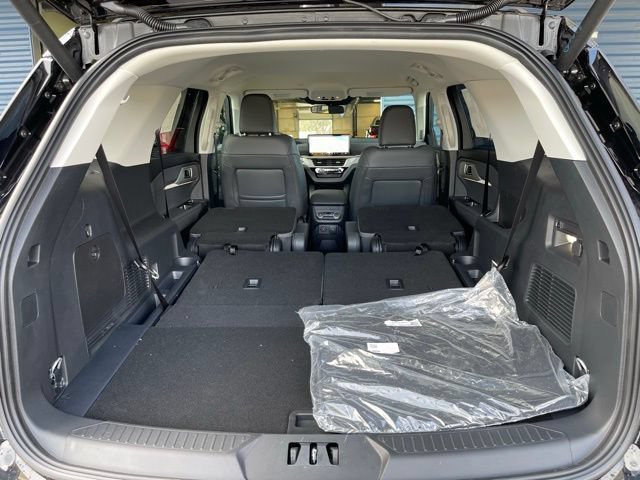 New 2026 Ford Explorer Active w/ Active Comfort Package AWD/4WD image 24