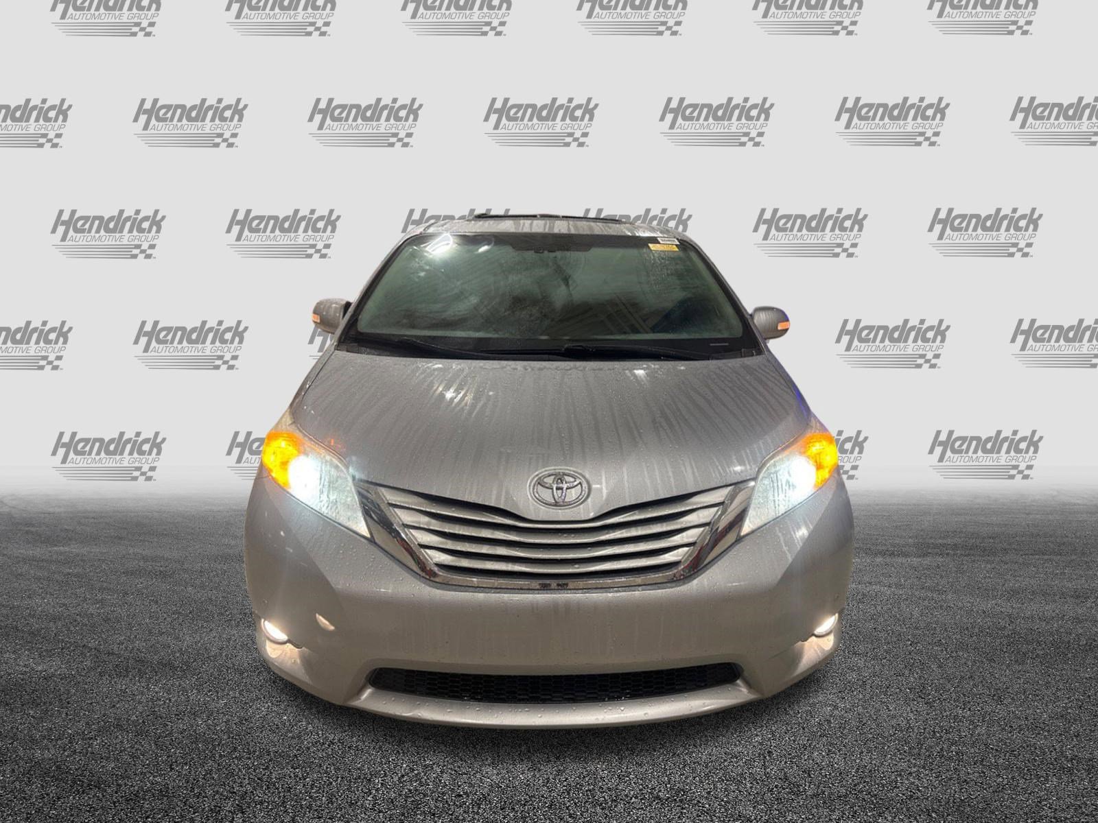 Used 2013 Toyota Sienna Limited w/ Premium Pkg AWD/4WD image 39
