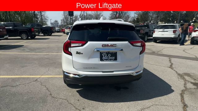 Used 2023 GMC Terrain SLT w/ Tech Package image 7
