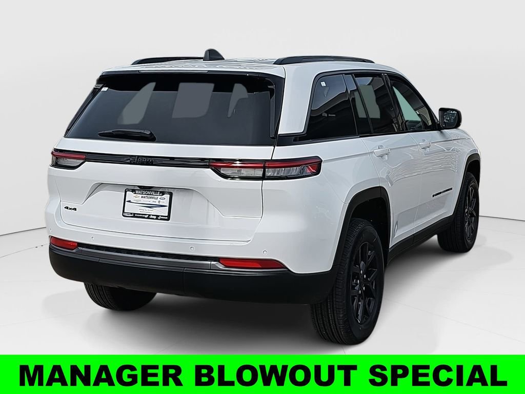 New 2026 Jeep Grand Cherokee Altitude AWD/4WD image 3