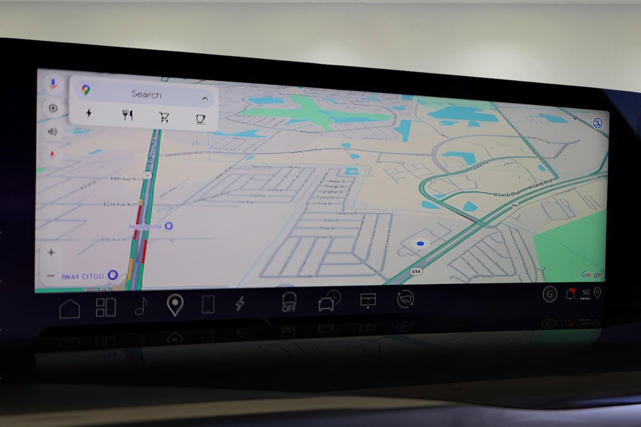 New 2025 Cadillac Escalade IQ Luxury 2 AWD/4WD image 24