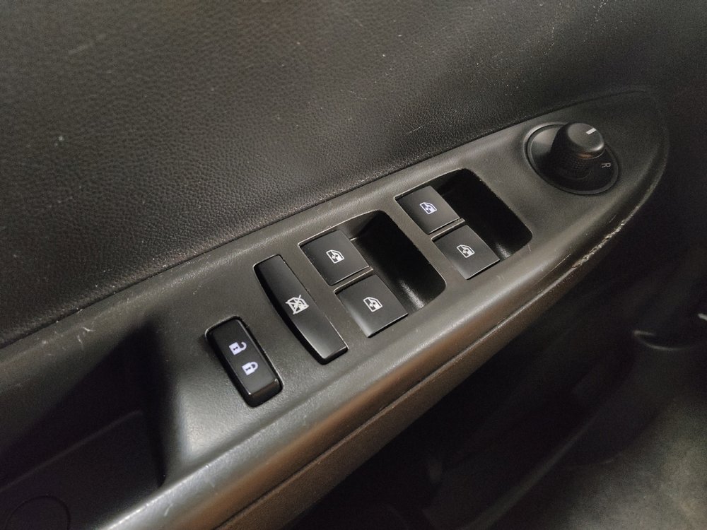 Used 2021 Chevrolet Spark LT FWD image 27