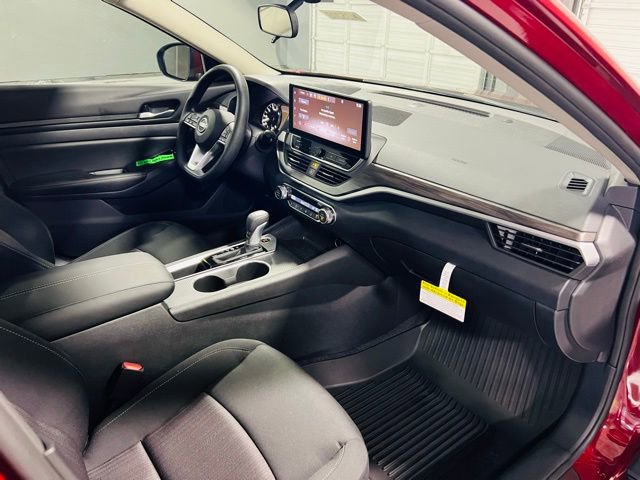 New 2025 Nissan Altima 2.5 SV w/ SV Special Edition Package image 31