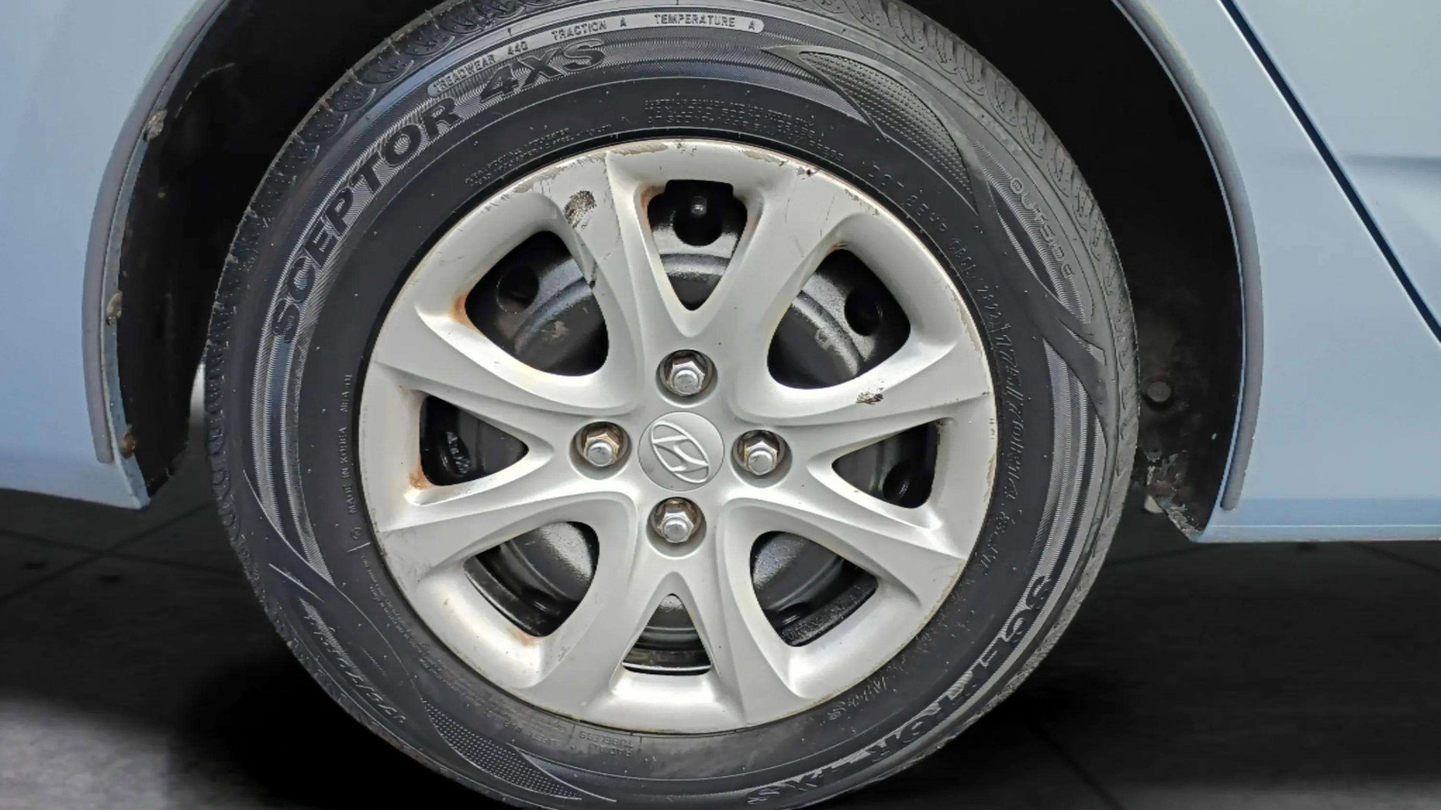 Used 2012 Hyundai Accent GLS image 45