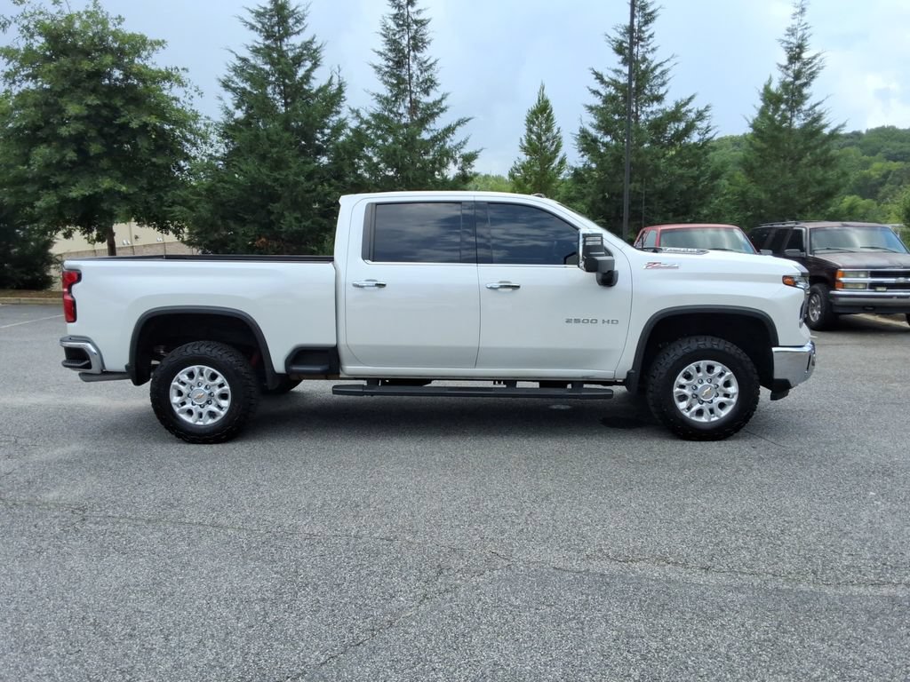 Certified 2024 Chevrolet Silverado 2500 LTZ w/ LTZ Premium Package AWD/4WD image 4