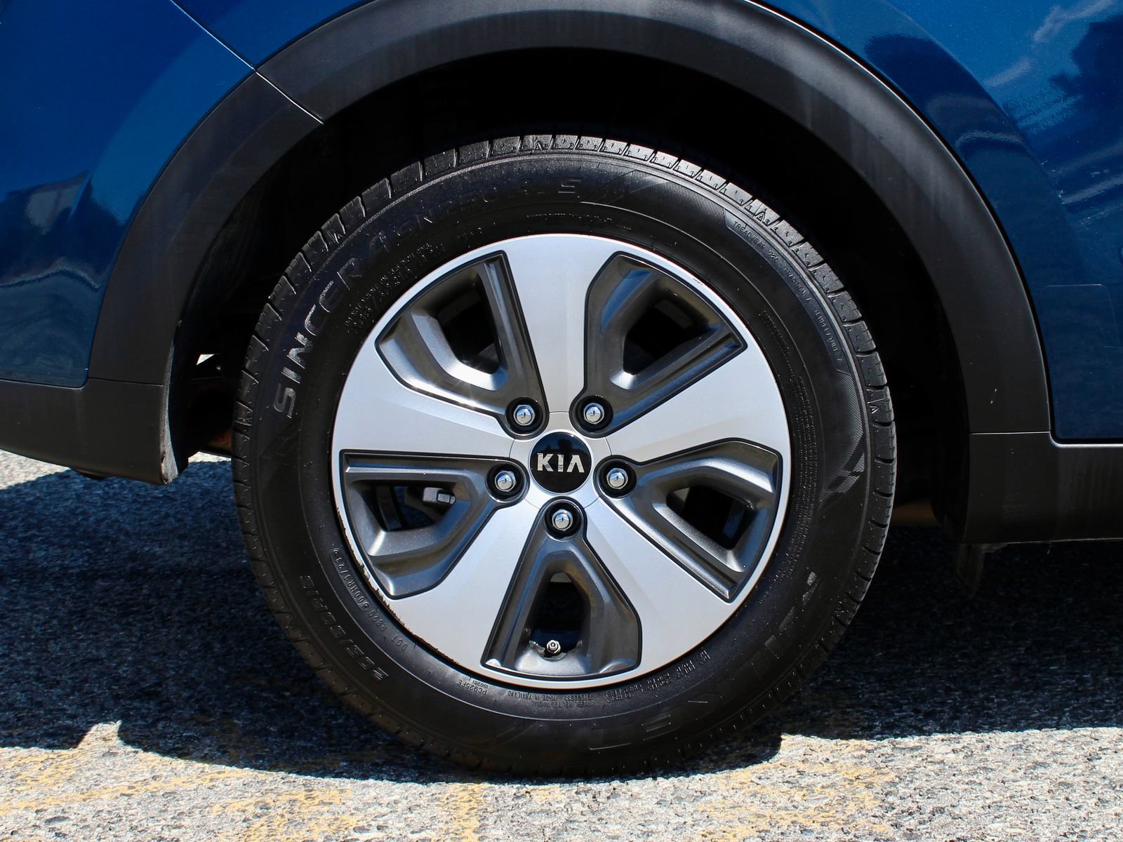 Used 2019 Kia Niro LX FWD image 17