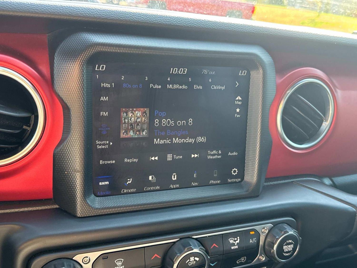 Used 2022 Jeep Gladiator Rubicon image 32