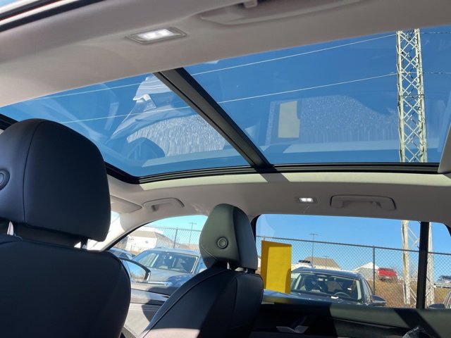 New 2026 Volkswagen Tiguan SE image 25