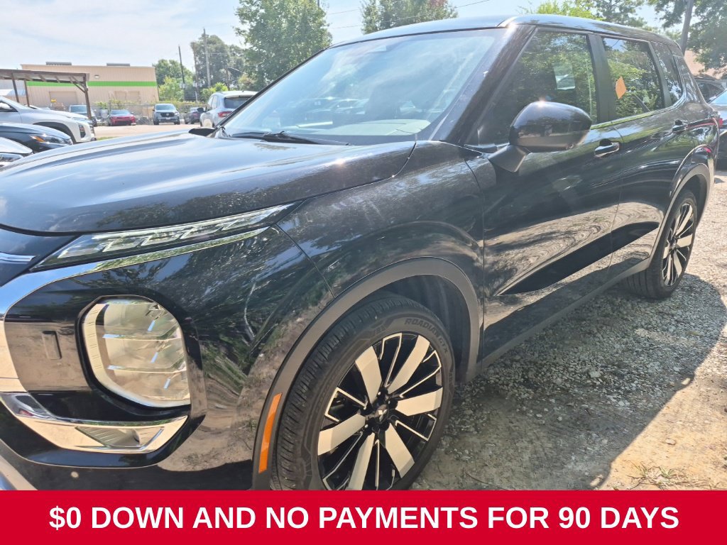 Used 2025 Mitsubishi Outlander SE AWD/4WD image 1