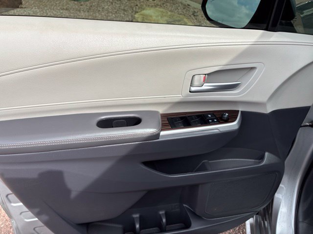 Used 2021 Toyota Sienna XLE FWD image 15