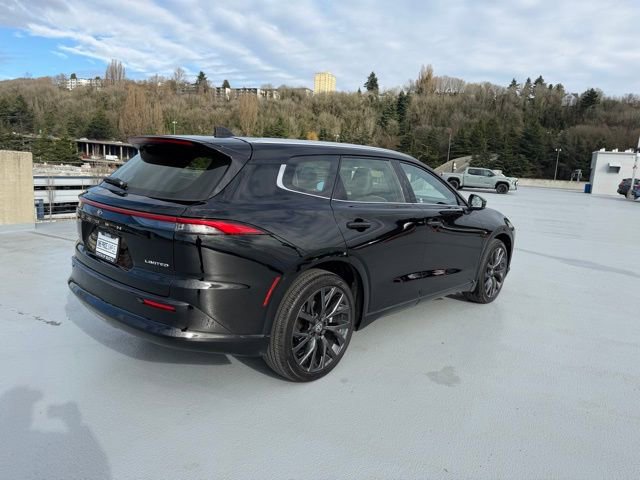 Used 2025 Toyota Crown Signia image 6