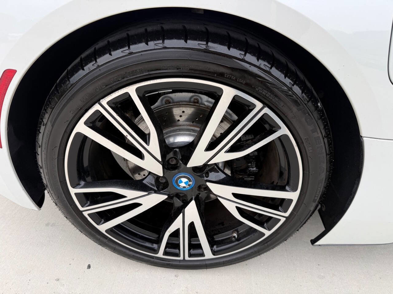 Used 2016 BMW i8 AWD/4WD image 22