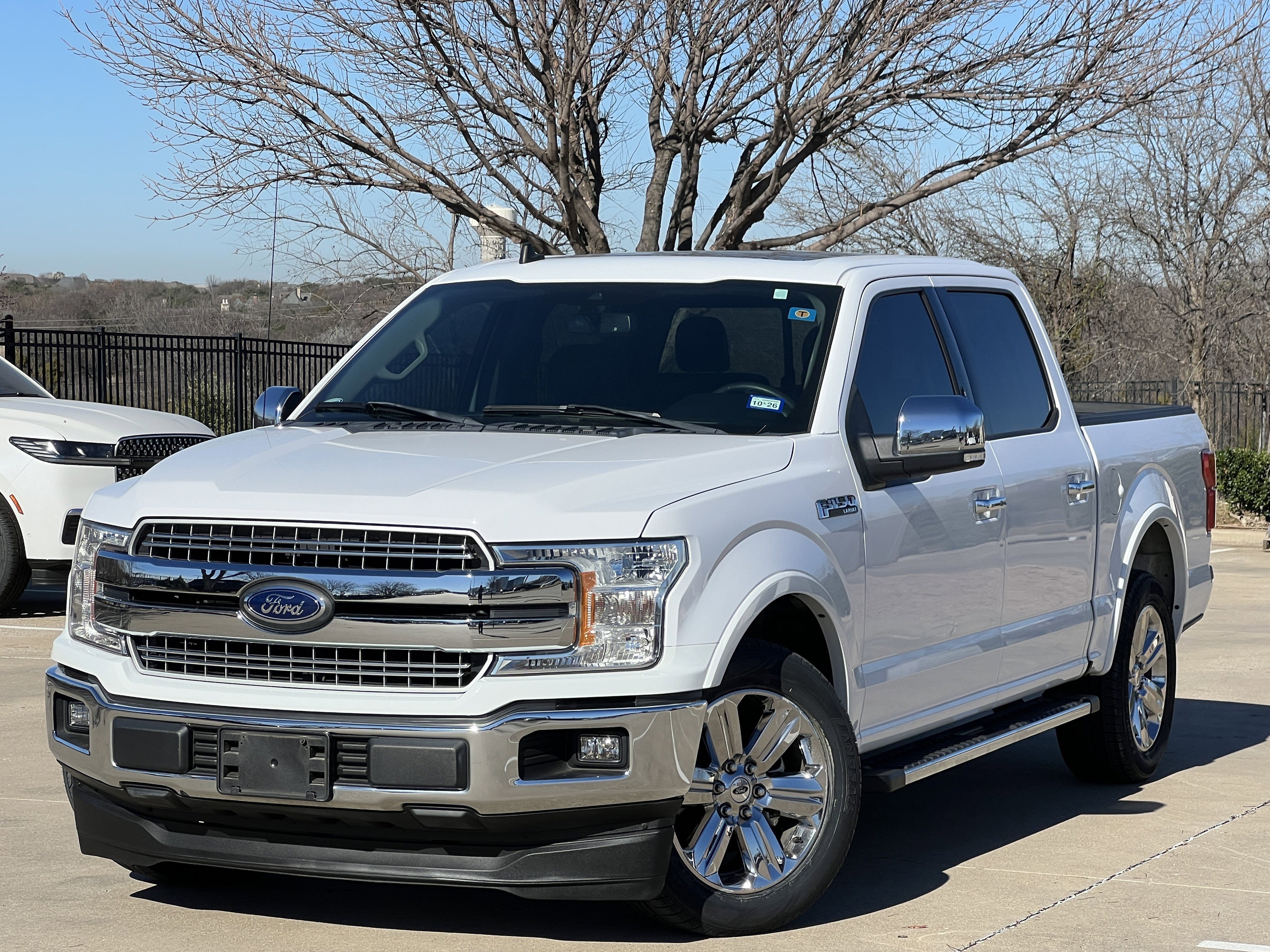 Used 2019 Ford F150 Lariat image 2