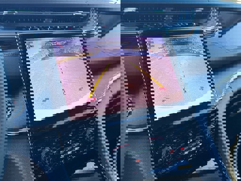 Used 2022 Jeep Grand Cherokee Limited 4xe image 24