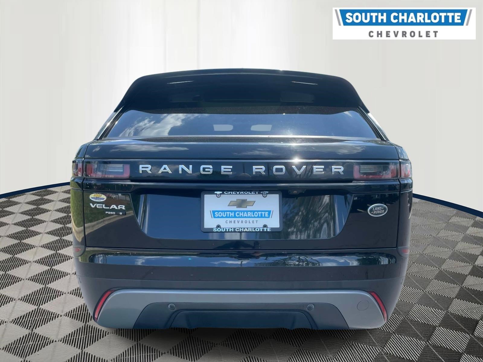 Used 2020 Land Rover Range Rover Velar S AWD/4WD image 5