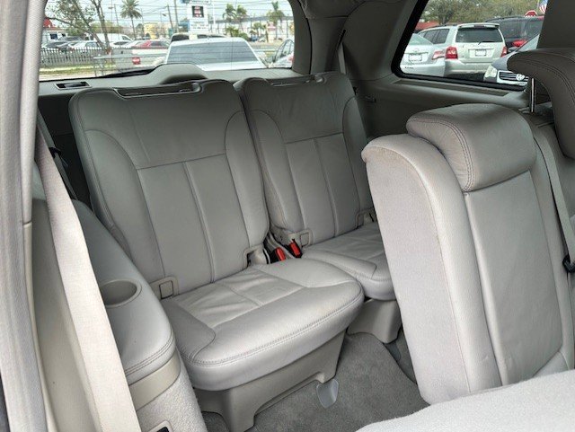 Used 2011 Mercedes-Benz GL 320 BlueTEC 4MATIC image 17