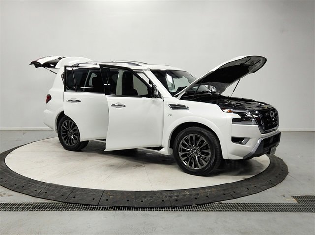 Used 2022 Nissan Armada Platinum w/ Captain's Chairs Package image 9