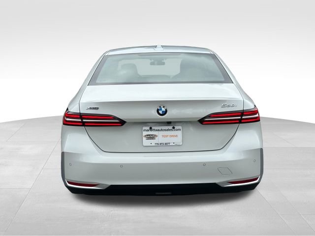 Used 2024 BMW 530i xDrive image 4