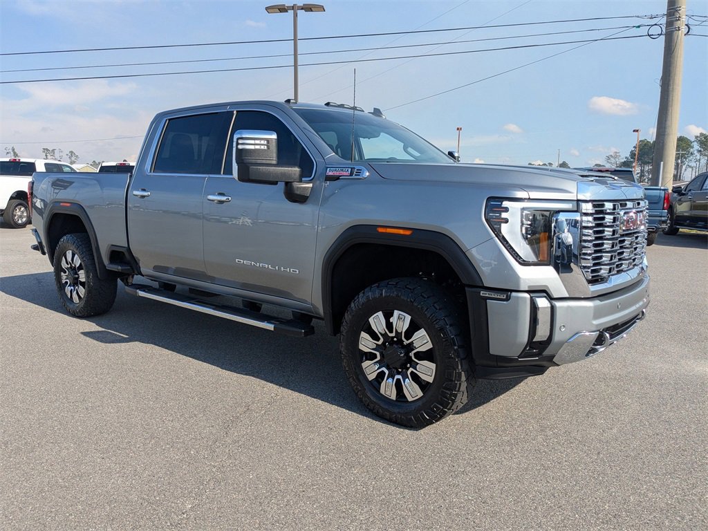 Used 2025 GMC Sierra 2500 Denali w/ Denali Reserve Package image 2