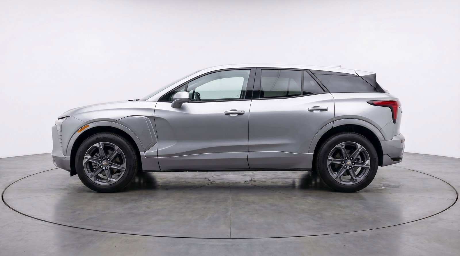 Used 2025 Chevrolet Blazer LT FWD image 5