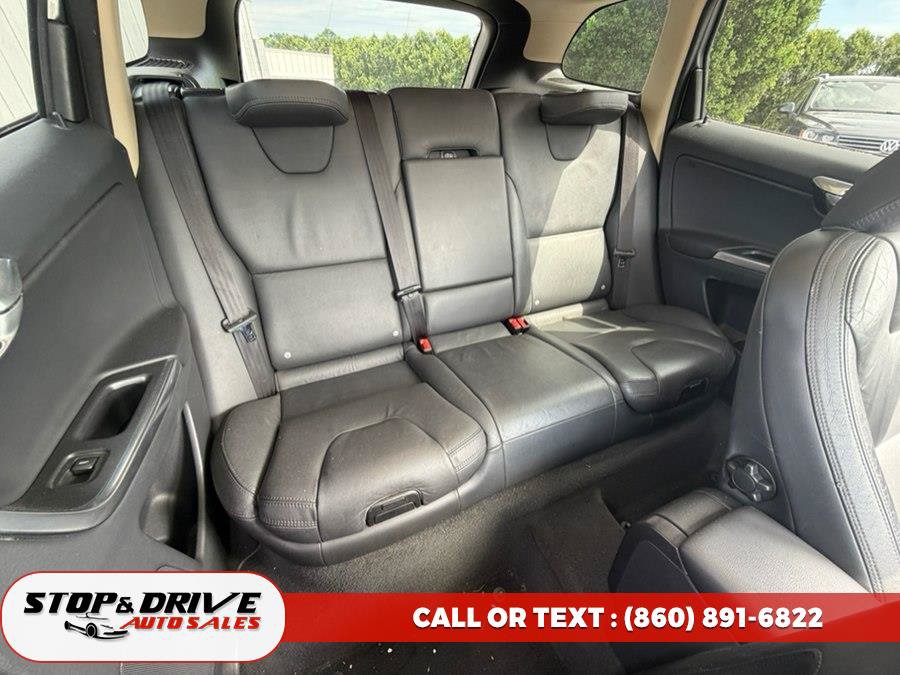 Used 2013 Volvo XC60 T6 AWD/4WD image 16