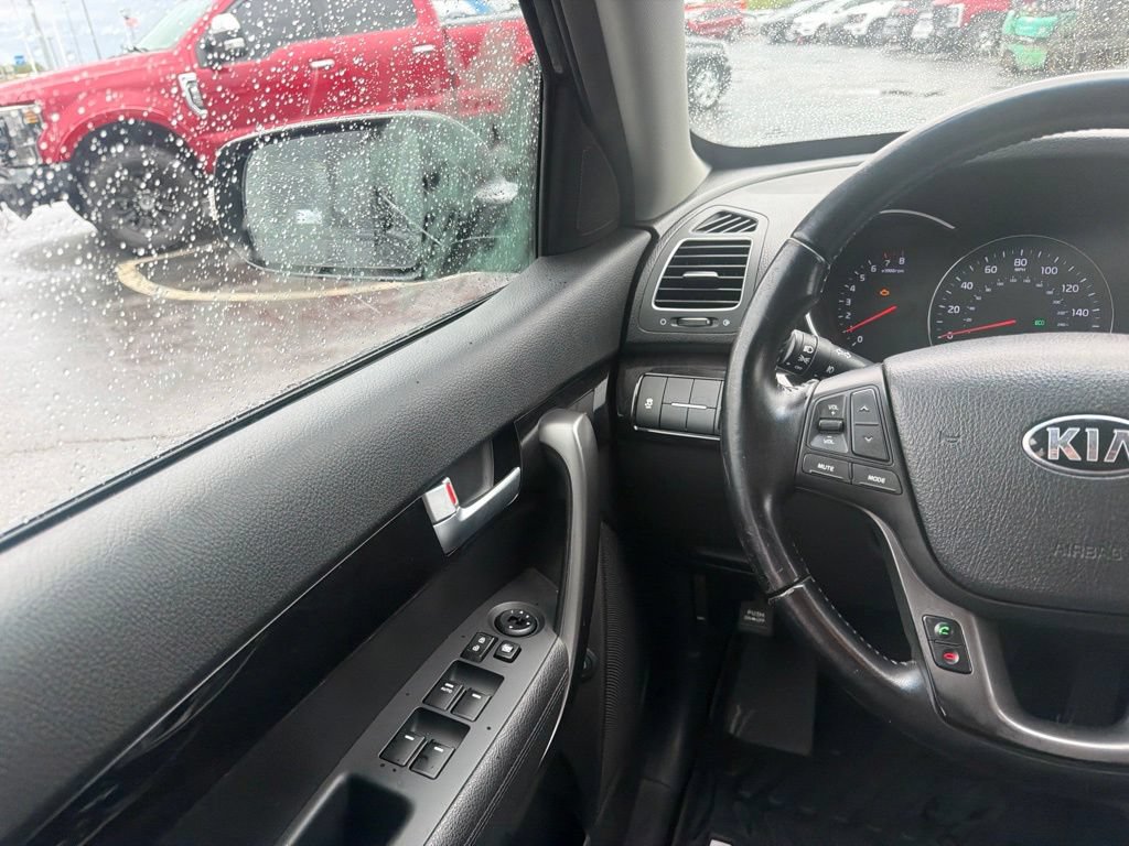 Used 2015 Kia Sorento LX FWD image 21